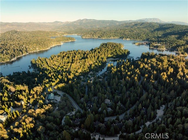 27465 Meadow Bay Drive, Lake Arrowhead, CA 92352