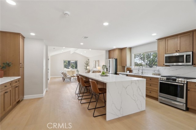 15631 Harvest Street, Granada Hills CA: https://media.crmls.org/medias/3b4c775c-2015-4aa5-b6b6-41b2d94a5cd1.jpg