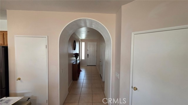 Detail Gallery Image 6 of 25 For 12324 Firefly, Victorville,  CA 92392 - 3 Beds | 2 Baths