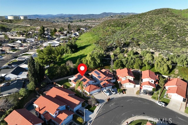 Detail Gallery Image 5 of 46 For 19447 Old Friend, Canyon Country,  CA 91351 - 4 Beds | 3 Baths