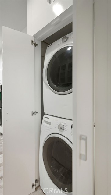 Detail Gallery Image 16 of 36 For 1277 S S Beverly Glen Blvd #107, Los Angeles,  CA 90024 - 2 Beds | 2 Baths