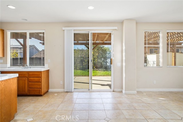 Detail Gallery Image 18 of 67 For 28536 Mission Dr, Menifee,  CA 92584 - 6 Beds | 4 Baths