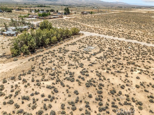 Detail Gallery Image 10 of 10 For 751 Buena Vista Rd, Lucerne Valley,  CA 92356 - – Beds | – Baths