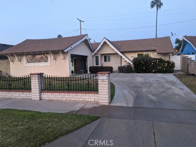 7986 El Monte Dr, Buena Park, CA 90620