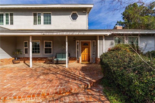 28132 Oak Spring Canyon, Canyon Country CA: https://media.crmls.org/medias/3b4e5bec-293d-4aea-b4c5-cef03a6748fc.jpg