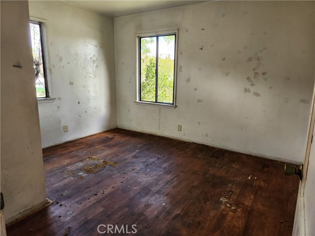 Detail Gallery Image 7 of 22 For 305 S Angeleno Ave, Azusa,  CA 91702 - 2 Beds | 1 Baths