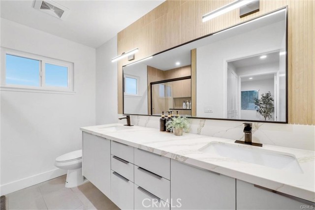 Detail Gallery Image 11 of 23 For 16129 Evans, Fountain Valley,  CA 92708 - 4 Beds | 3 Baths