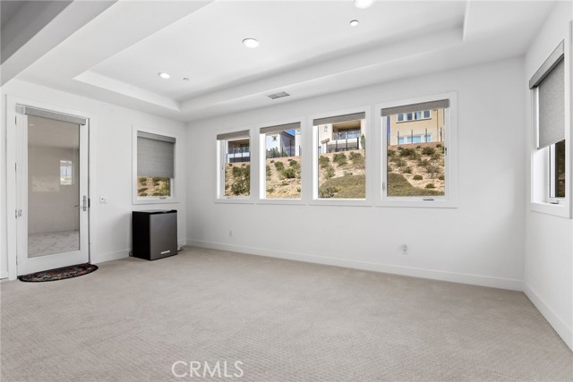 20535 W Bluebird Court, Porter Ranch CA: https://media.crmls.org/medias/3b4f4de3-d0f4-4f31-b335-a7346d530366.jpg