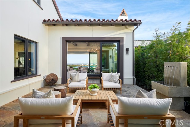 A2 Courtyard with views through the Great Room into the backyard. Model home, same exterior as 35 Thorsen Ranch Road.