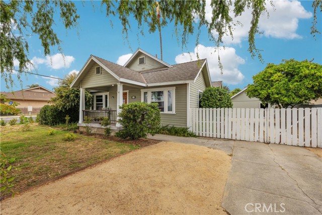 Detail Gallery Image 4 of 26 For 3501 Del Mar, Pasadena,  CA 91107 - 3 Beds | 2 Baths