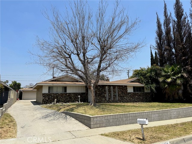 17174 Holly Dr, Fontana, CA 92335