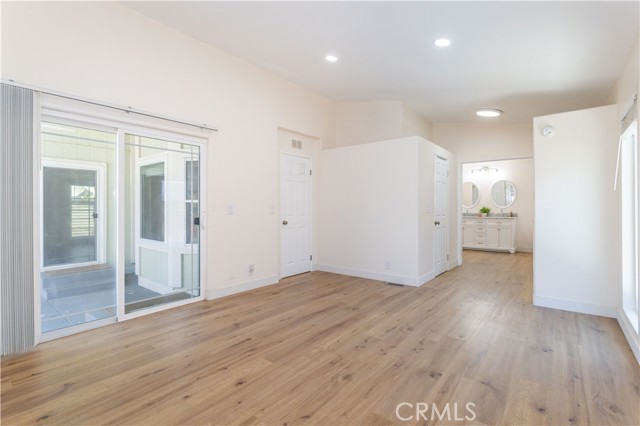 Image 17 of 40 For 20049 Canyon View