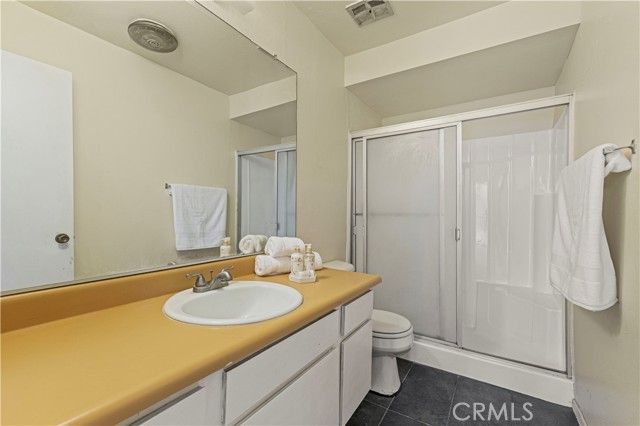 525 S Ardmore Ave, Los Angeles CA: https://media.crmls.org/medias/3b51b42c-8652-41c4-8036-78786ec4f9d0.jpg