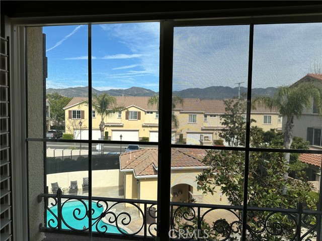 Detail Gallery Image 28 of 33 For 15641 66 Odyssey Dr #66,  Granada Hills,  CA 91344 - 3 Beds | 4 Baths