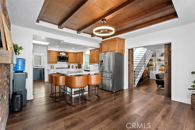 Detail Gallery Image 7 of 29 For 1675 W Mells Lane, Anaheim,  CA 92802 - 4 Beds | 2/1 Baths