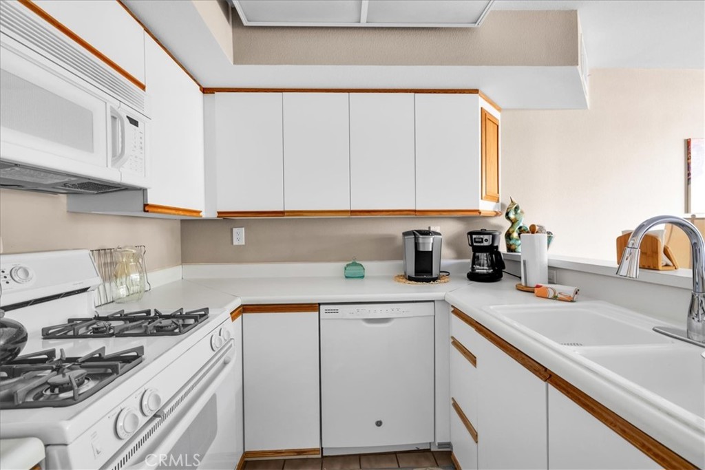 MLS #OC25266697 image #18