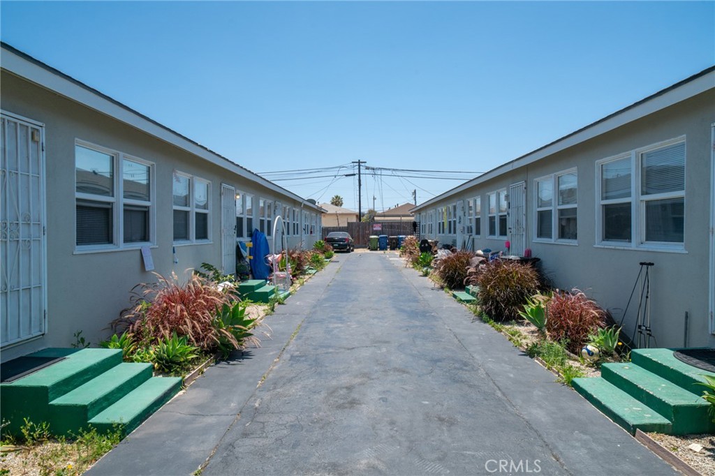 MLS #OC25168737 image #7
