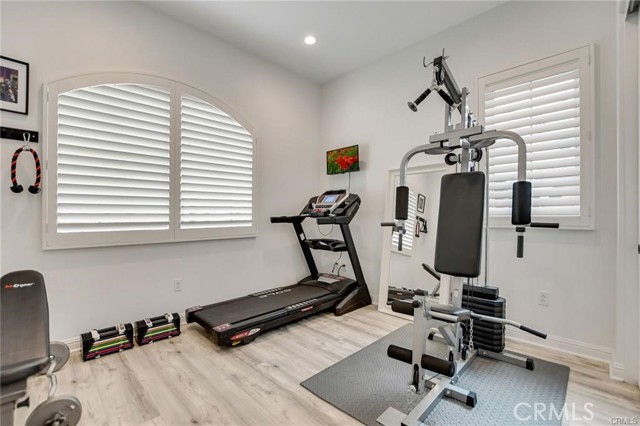 Detail Gallery Image 17 of 45 For 20831 W Acorn, Porter Ranch,  CA 91326 - 4 Beds | 3 Baths