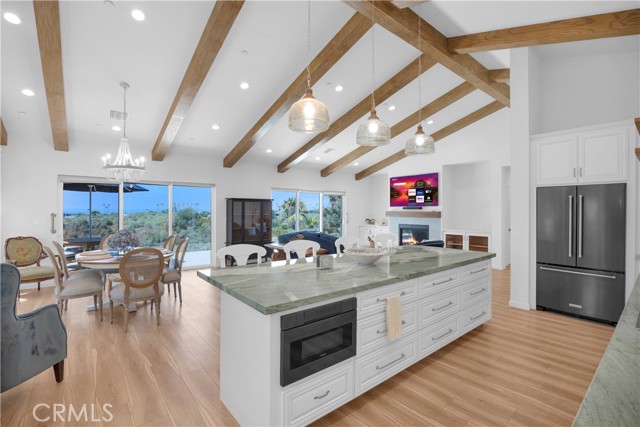 Detail Gallery Image 11 of 39 For 6757 Wandermere Rd, Malibu,  CA 90265 - 3 Beds | 2/1 Baths