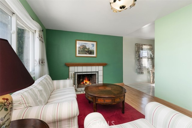 9171 Stanford Avenue, Garden Grove CA: https://media.crmls.org/medias/3b55c270-2374-41d7-b0b6-0c0b45279805.jpg
