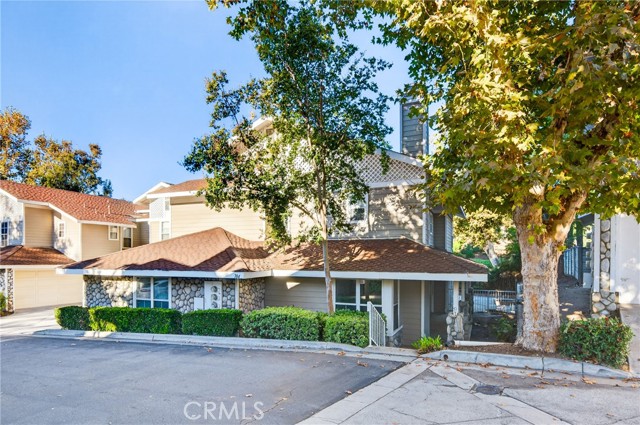 Front Image Thumbnail for CROC25240279