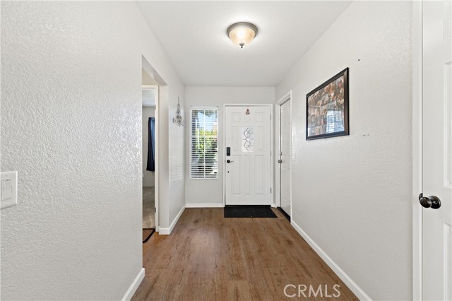 30421 Teal Brook Drive, Menifee CA: https://media.crmls.org/medias/3b560574-3ac2-4c46-8c9e-921584373b61.jpg