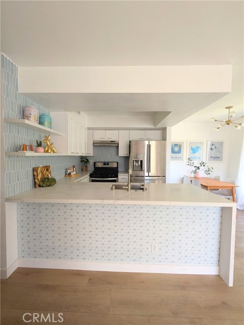 Detail Gallery Image 3 of 29 For 2345 Highbury Ave #22,  Los Angeles,  CA 90032 - 2 Beds | 1 Baths