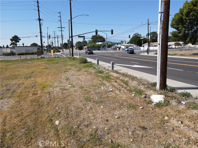 6909 Victoria Avenue, Highland, California 92346, ,Commercial Lease,For Rent,6909 Victoria Avenue,CRIV23198008