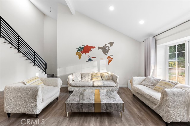 19519 Greenwillow Lane, Rowland Heights CA: https://media.crmls.org/medias/3b5811a4-940c-4d09-8587-0e3574c105a1.jpg