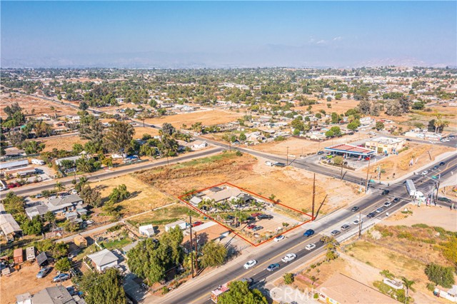 Detail Gallery Image 11 of 41 For 20950 Cajalco Rd, Perris,  CA 92570 - 3 Beds | 2 Baths