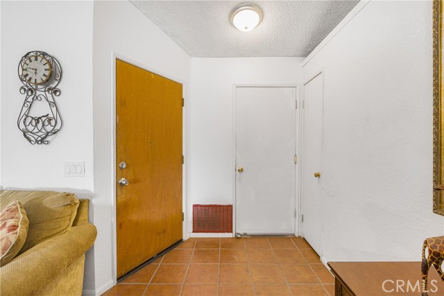 Detail Gallery Image 4 of 20 For 1829 Springtree, Perris,  CA 92571 - 2 Beds | 1 Baths