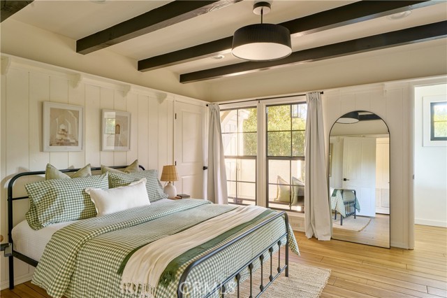 Detail Gallery Image 14 of 40 For 4800 Mary Ellen, Sherman Oaks,  CA 91423 - 3 Beds | 2 Baths