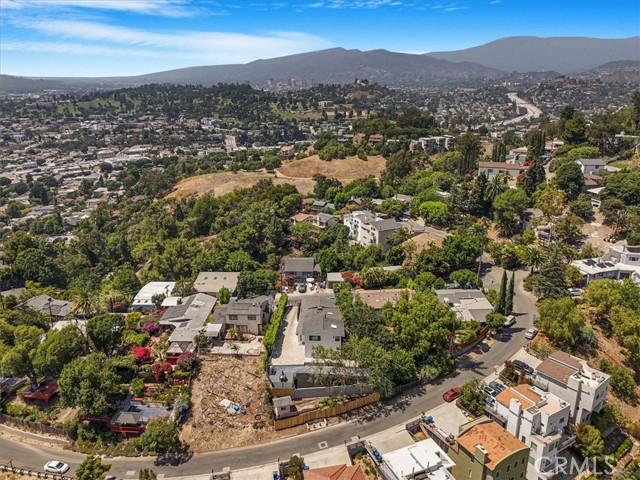 Detail Gallery Image 32 of 35 For 3560 Lavell Dr, Los Angeles,  CA 90065 - 4 Beds | 4 Baths