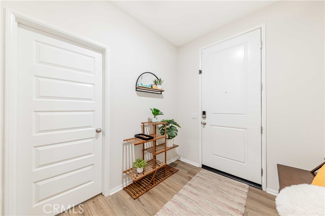 Detail Gallery Image 6 of 38 For 40709 Melrose Dr, Temecula,  CA 92591 - 4 Beds | 3/1 Baths