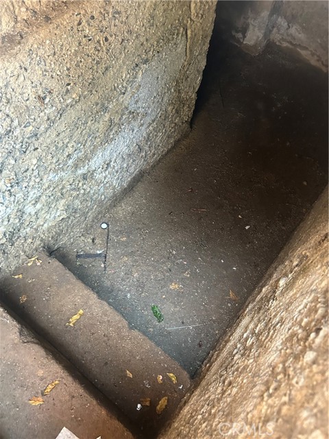3878 E 1st Street, Los Angeles CA: https://media.crmls.org/medias/3b5bef8f-bcf2-41b4-ba07-afd82afbb8d4.jpg