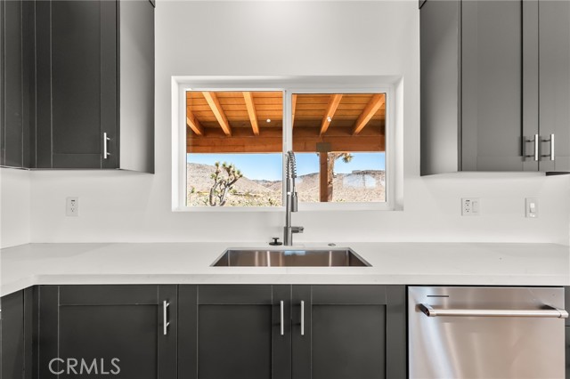 Detail Gallery Image 10 of 26 For 56215 Paseo Los Ninos, Yucca Valley,  CA 92284 - 2 Beds | 1 Baths