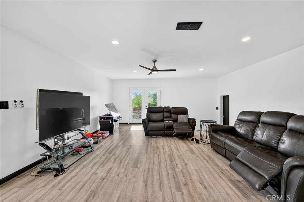 3B5C9B26 Ecc8 4Ae7 8F21 Cd55Fa71294B 612 Momar Lane, Escondido, Ca 92027 &Lt;Span Style='BackgroundColor:transparent;Padding:0Px;'&Gt; &Lt;Small&Gt; &Lt;I&Gt; &Lt;/I&Gt; &Lt;/Small&Gt;&Lt;/Span&Gt;