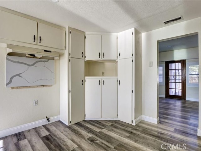 Detail Gallery Image 14 of 56 For 9607 Cypress, Fontana,  CA 92335 - 5 Beds | 5 Baths