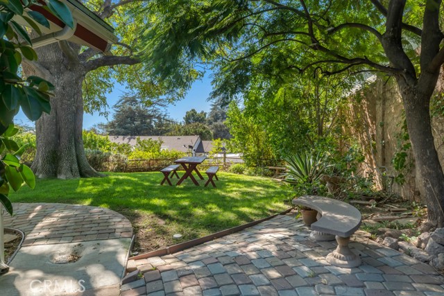 11583 Zelzah Avenue photo 35