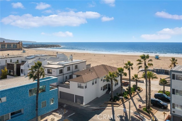 2 2nd Street, Hermosa Beach, California 90254, ,Residential Income,For Sale,2nd Street,SB25041878