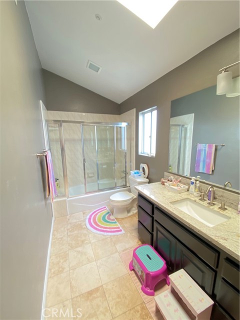 2004 Voorhees Avenue, Redondo Beach, California 90278, 3 Bedrooms Bedrooms, ,3 BathroomsBathrooms,Residential,Sold,Voorhees,WS21147129