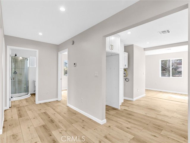 Detail Gallery Image 6 of 20 For 4126 E 1st, Los Angeles,  CA 90063 - 3 Beds | 1 Baths