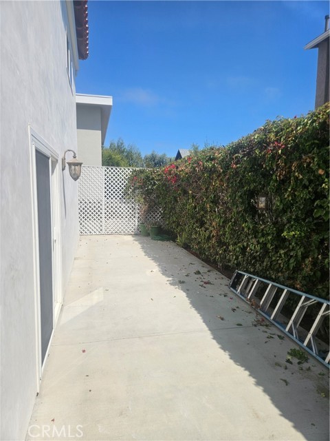 2426 Silverstrand Avenue, Hermosa Beach CA: https://media.crmls.org/medias/3b60f44d-890c-4ec5-8407-f38c8fe1d005.jpg