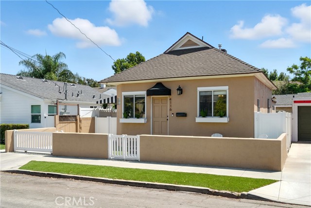 4116 E 14th Street, Long Beach CA: https://media.crmls.org/medias/3b6190c8-dcfc-4d3a-ad3d-5e3457f2716d.jpg