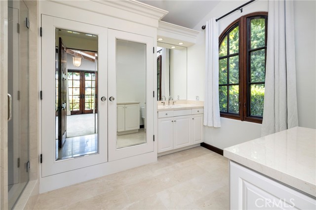 6 Premiere Point, Newport Coast CA: https://media.crmls.org/medias/3b61c091-462a-4a05-bf87-7e53e70bca81.jpg