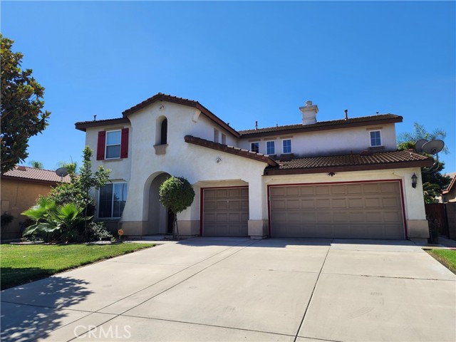 13491 Falcon Ridge Rd, Eastvale, CA 92880