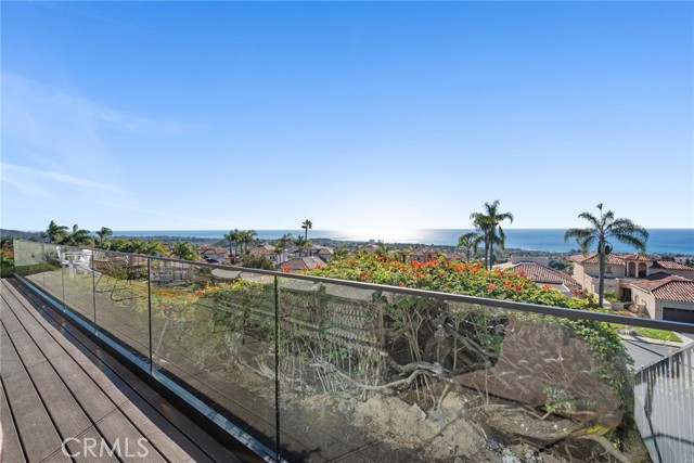 537 Avenida Buenos Aires, San Clemente CA: https://media.crmls.org/medias/3b6203f4-97a5-467e-9ce3-8b9148f70ed2.jpg