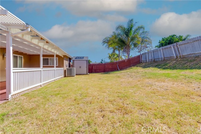 633 Elaine Avenue, Oceanside CA: https://media.crmls.org/medias/3b6237ef-4d8e-44f1-a904-56388a99193c.jpg