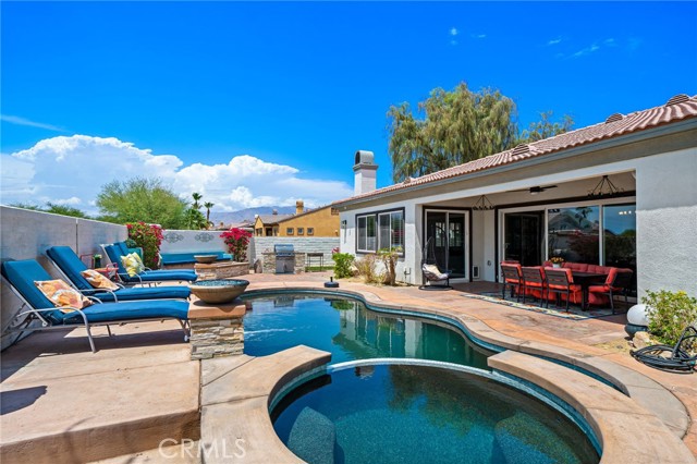 43875 Spiaggia Place, Indio CA: https://media.crmls.org/medias/3b62bb95-c2e2-4956-83f8-f8bc6e45019f.jpg