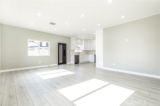 Detail Gallery Image 9 of 40 For 16646 Lahey St, Granada Hills,  CA 91344 - 3 Beds | 2 Baths